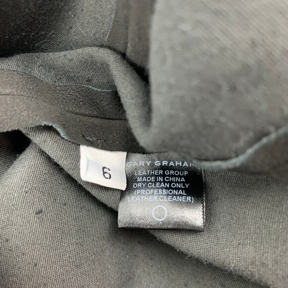 GARY GRAHAM Size 6 Black Suede Capri Casual Pants - Picture 4 of 5